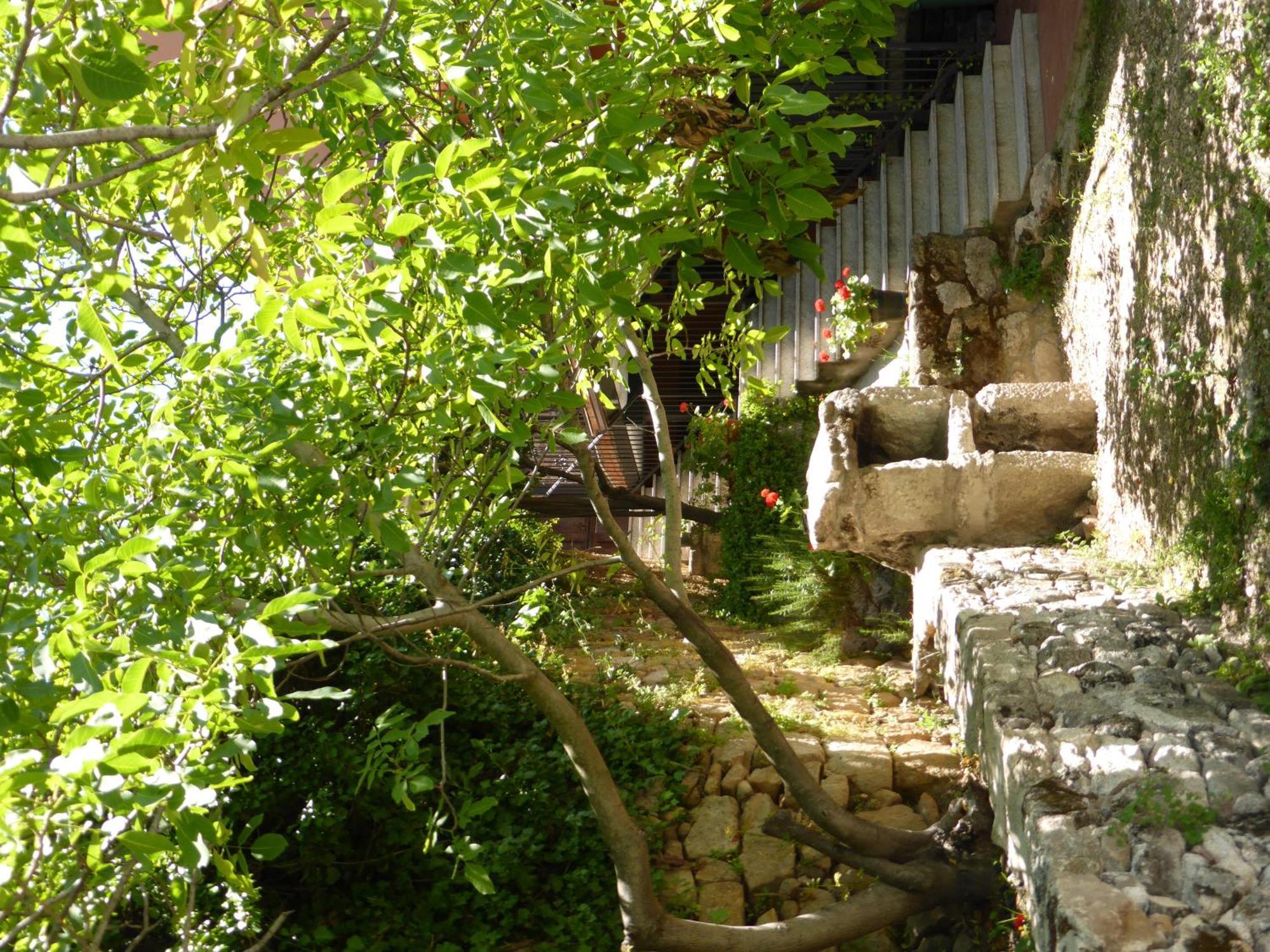 Apartamentossierradegata La Noguera * Villamiel